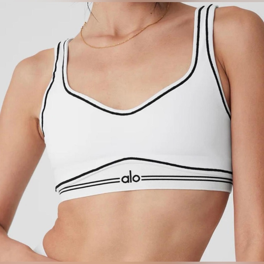 ALO Yoga NWT Airbrush Heart Throb White & Black Sports Bra Size L
